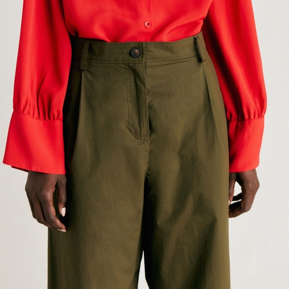 Momonì Grecale Poplin Pant - Army Green - Picture 4 of 5